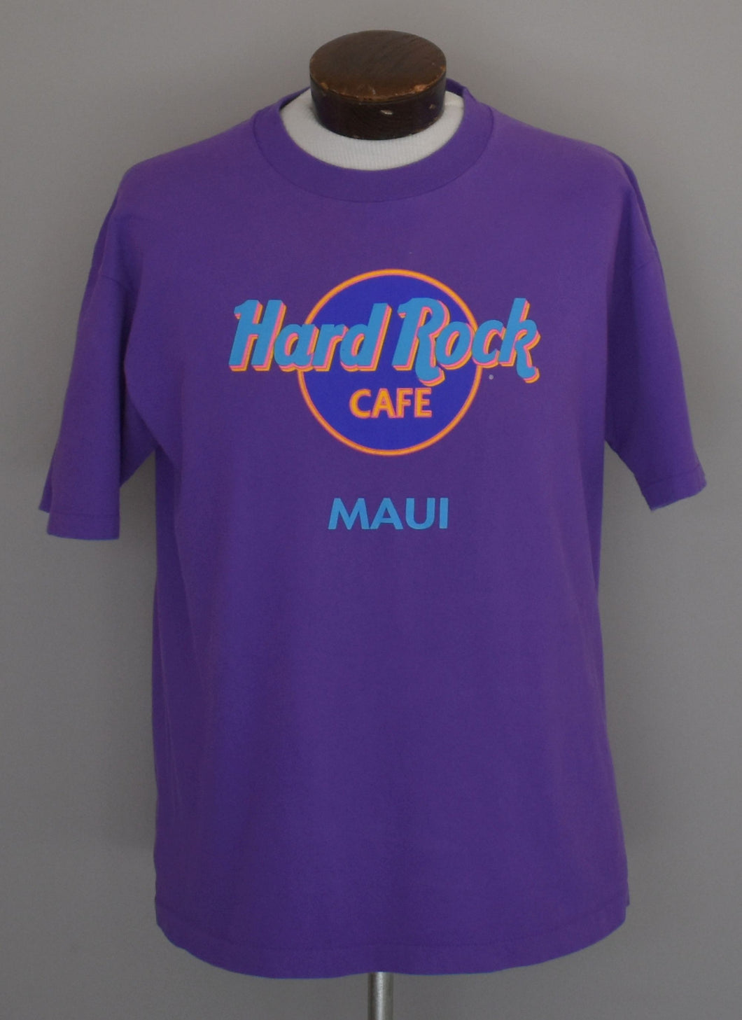 Vintage 90s Hard Rock Cafe Maui Souvenir Tee Size Large to XL