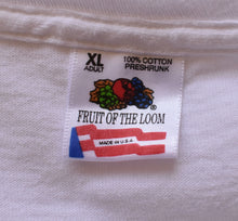 Load image into Gallery viewer, Vintage 90s Boston Souvenir Tee Size Large to XL
