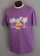 Load image into Gallery viewer, Vintage 80s Maui Hawaii Souvenir Distressed Tee Size Medium to Large