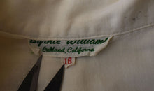 Load image into Gallery viewer, Vintage 40s Womens Hospital Volunteer Work Shirt Size Medium to Large