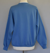 Load image into Gallery viewer, Vintage 90s Grandma Cat Sweatshirt Size XL