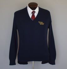 Load image into Gallery viewer, Vintage 80s University of California Golf Club V-Neck Sweater Size M Medium