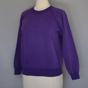 Vintage 80s Purple Blank Raglan Sweatshirt Size Small to Medium