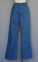Load image into Gallery viewer, Vintage 70s Blueberry Soft Denim Boot Cut Jeans Size 34 x 29 3/4