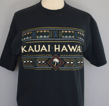 Load image into Gallery viewer, Vintage 90s Kauai Hawaii Souvenir Tee Size Medium to Large