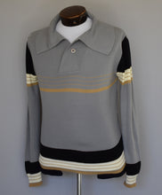 Load image into Gallery viewer, Vintage 70s Striped Johnny Collar Shirt Size Medium to Large
