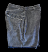 Load image into Gallery viewer, Vintage 70s Dark Wash Cutoff Denim Shorts Size XS