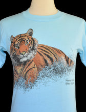 Load image into Gallery viewer, Vintage 80s Marine World Tiger Wildlife Tee Size XS to Small