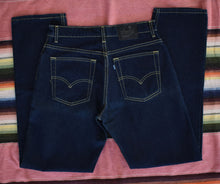 Load image into Gallery viewer, Vintage 90s Levi&#39;s Button Fly Dark Wash Silver Tab Jeans Size 9/10, 31 x 32