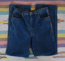Load image into Gallery viewer, Vintage 70s Brittania Dark Wash Heavy Denim Jeans Size 30 x 31